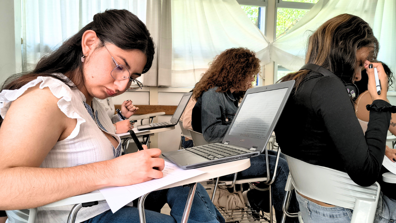 La ENALLT impulsa la mejora docente mediante seminario de observación colaborativa de clases